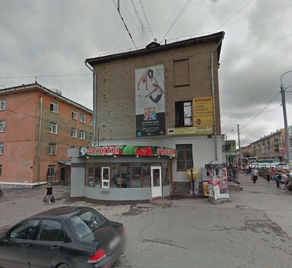 Банкомат банка Уральский Финансовый Дом по адресу ул. Мира,  д. 102