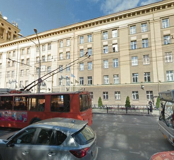 Банкомат Газпромбанка по адресу просп. Комсомольский,  д. 48