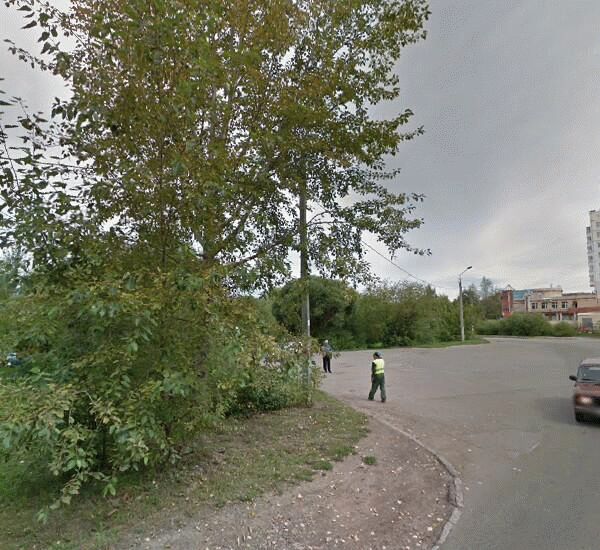 Банкомат банка Уральский Финансовый Дом по адресу ул. Гашкова,  д. 19а