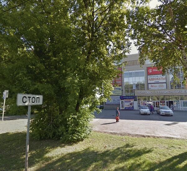 Банкомат банка Уральский Финансовый Дом по адресу ул. Тургенева,  д. 21