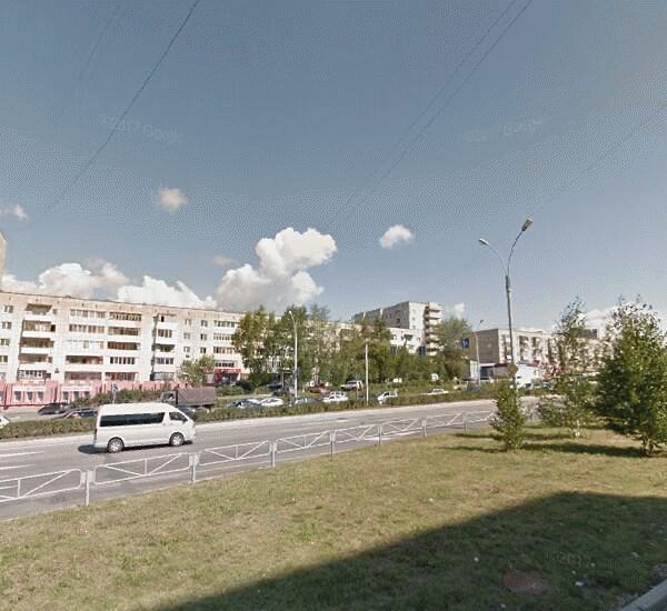 Банкомат Уральского Банка Реконструкции и Развития по адресу ул. Карпинского,  д. 25