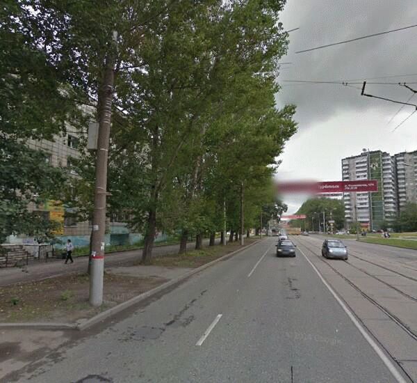 Банкомат Уральского Банка Реконструкции и Развития по адресу ул. Мира, д. 26, Профессиональное училище №19 