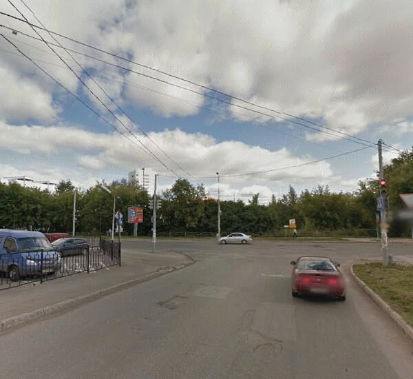 Банкомат Сбербанка России по адресу ул. Островского, д. 87, аптека «Ляды»