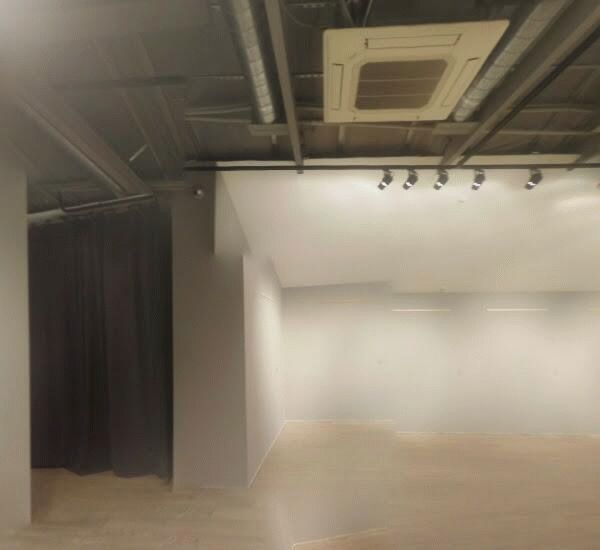 Отделение Металлургического Коммерческого Банка по адресу Комсомольский просп.,  д. 1